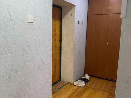 2 otaqlı köhnə tikili - Həzi Aslanov q. - 70 m²