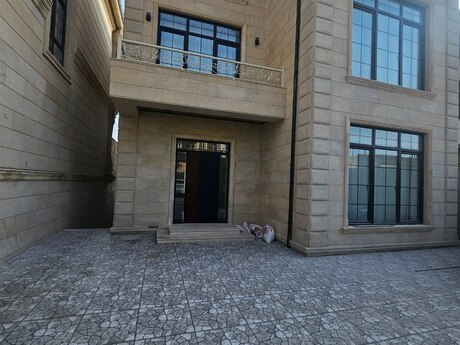 6 otaqlı həyət evi/bağ evi - Badamdar q. - 440 m²