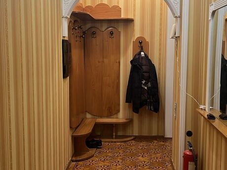 3 otaqlı köhnə tikili - İçəri Şəhər m. - 90 m²