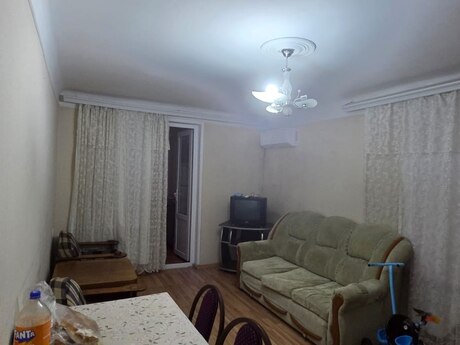 Объявление №6066737 - Баку, м. Нефтчиляр, 1-комн., 30 м², 2/5 этаж