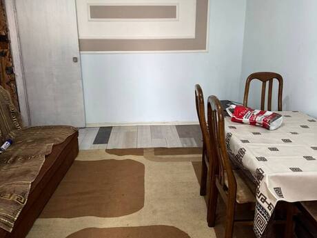 2 otaqlı köhnə tikili - Memar Əcəmi m. - 45 m²