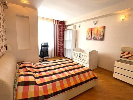 3-room apartment, 130 m², Ulubəy MTK: 290 000 ₼ 5