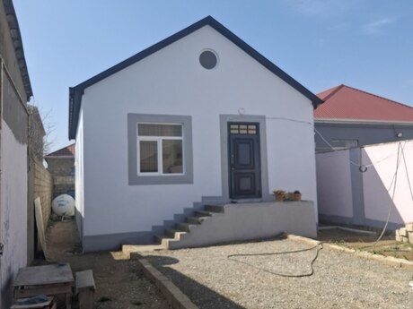 3 otaqlı həyət evi/bağ evi - Savalan q. - 80 m²