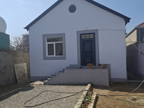 3 otaqlı həyət evi/bağ evi - Savalan q. - 80 m²