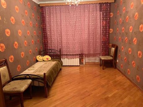 3 otaqlı köhnə tikili - Həzi Aslanov m. - 75 m²