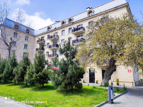 2 otaqlı köhnə tikili - Şah İsmayıl Xətai m. - 60 m²