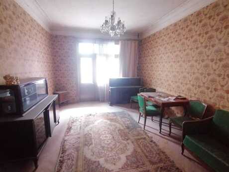 Elan №6066883 - Bakı, Nərimanov r., 3 otaqlı, 95 m², 2/5 mərtəbə