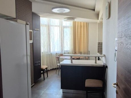 4 otaqlı mənzil, 190 m², Elmlər Akademiyası: 570 000 ₼ 4