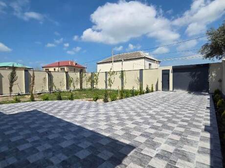 3 otaqlı həyət evi/bağ evi - Novxanı q. - 125 m²