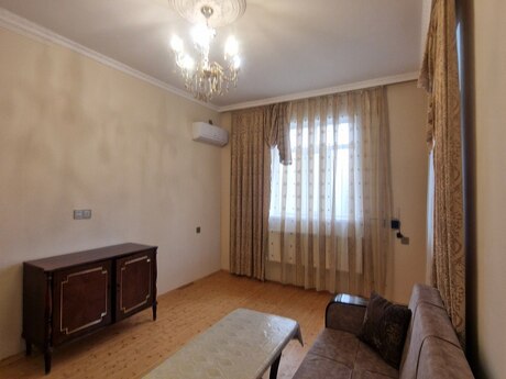 3 otaqlı həyət evi/bağ evi - Zabrat q. - 80 m²