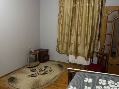 4 otaqlı həyət evi/bağ evi - Badamdar q. - 137 m²