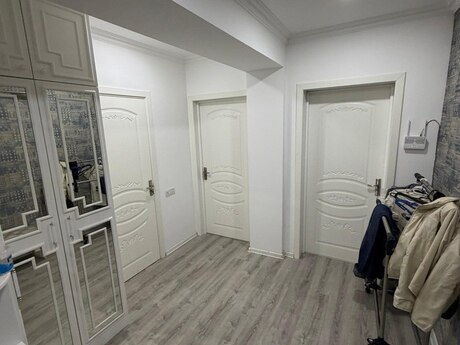 1 otaqlı yeni tikili - İnşaatçılar m. - 55 m²