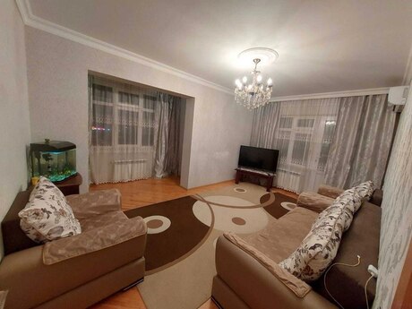 4 otaqlı köhnə tikili - Xalqlar Dostluğu m. - 100 m²
