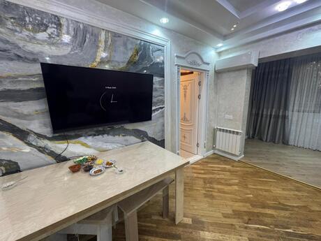2 otaqlı köhnə tikili - Xalqlar Dostluğu m. - 60 m²