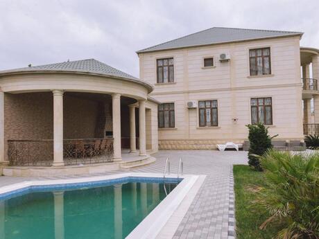 5 otaqlı həyət evi/bağ evi - Bilgəh q. - 250 m²