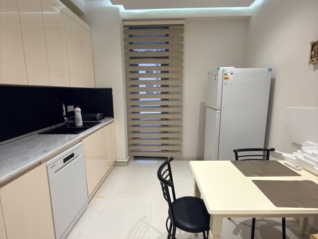 2 otaqlı yeni tikili - Şah İsmayıl Xətai m. - 100 m²