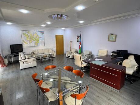 8 otaqlı ofis - 8 Noyabr m. - 320 m²