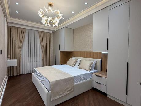 3 otaqlı yeni tikili - 28 May m. - 130 m²