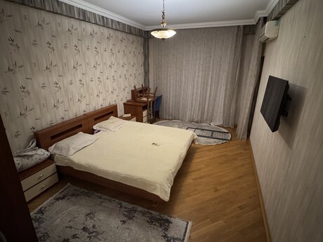 3-комн. новостройка - м. Шах Исмаил Хатаи - 100 м²