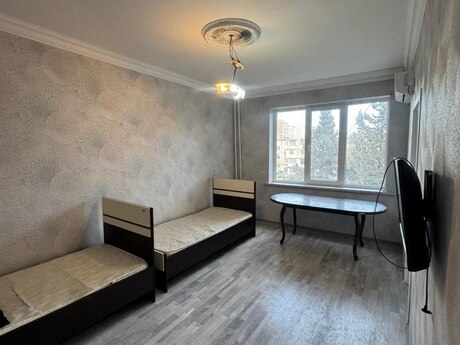 1 otaqlı köhnə tikili - Memar Əcəmi m. - 35 m²