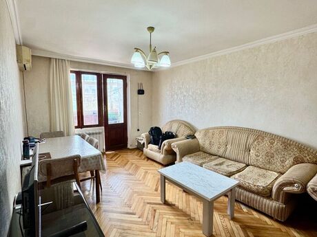 2 otaqlı köhnə tikili - Elmlər Akademiyası m. - 48 m²