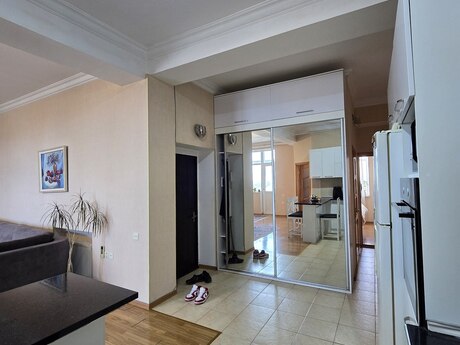 3 otaq · 78 m² · 5/11 mərtəbə, Qara Qarayev