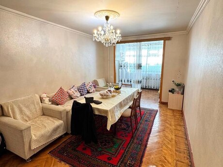 Elan №6067254 - Bakı, Nəriman Nərimanov m., 2 otaqlı, 60 m², 3/5 mərtəbə