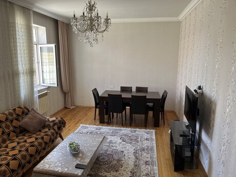 3 otaqlı həyət evi/bağ evi - M.Ə.Rəsulzadə q. - 100 m²