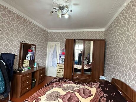 3 otaqlı köhnə tikili - Yeni Yasamal q. - 80 m²