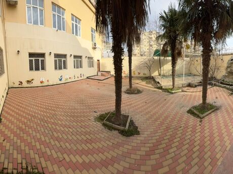 Obyekt - İnşaatçılar m. - 600 m²