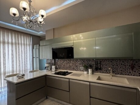 4 otaqlı yeni tikili - Nəriman Nərimanov m. - 150 m²