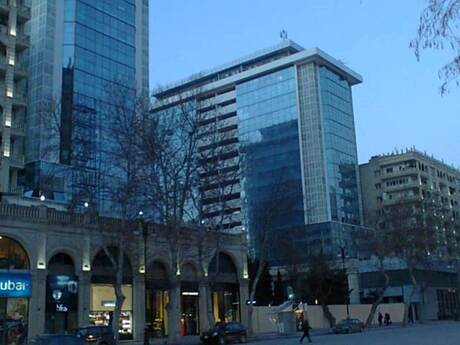 Объявление №6067293 - Баку, м. 28 мая, 2-комн., 88 м², 14/16 этаж