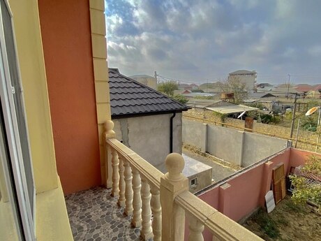 4 otaqlı həyət evi/bağ evi - Xırdalan - 120 m²