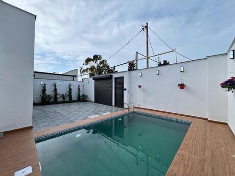 4 otaqlı həyət evi/bağ evi - Şüvəlan q. - 150 m²