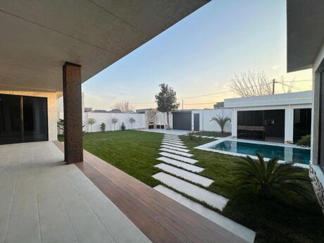 5 otaqlı həyət evi/bağ evi - Mərdəkan q. - 250 m²