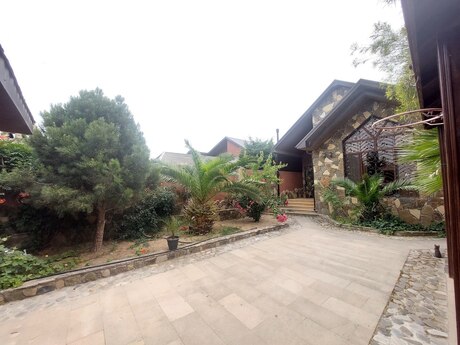 3 otaqlı həyət evi/bağ evi - Mərdəkan q. - 150 m²