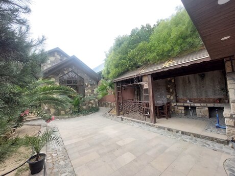 3 otaqlı həyət evi/bağ evi - Mərdəkan q. - 150 m²