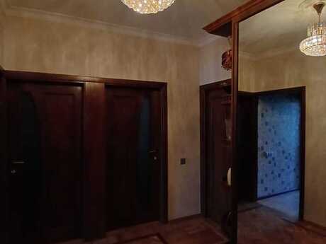 4 otaqlı köhnə tikili - Azadlıq Prospekti m. - 106 m²
