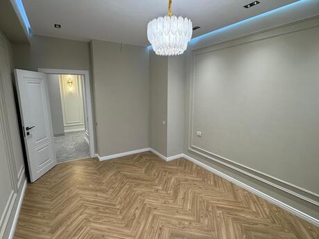 2 otaqlı yeni tikili - 8-ci mikrorayon q. - 80 m²