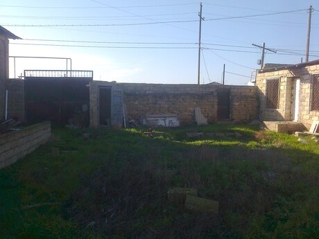 2 otaqlı həyət evi/bağ evi - Türkan q. - 50 m²