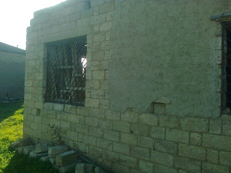 2 otaqlı həyət evi/bağ evi - Türkan q. - 50 m²