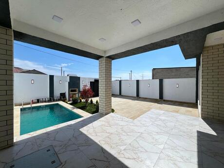 4 otaqlı həyət evi/bağ evi - Mərdəkan q. - 150 m²