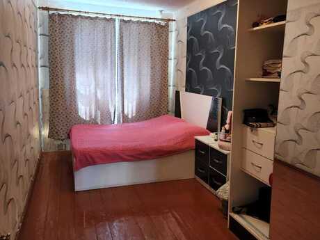 2 otaqlı köhnə tikili - Neftçilər m. - 50 m²