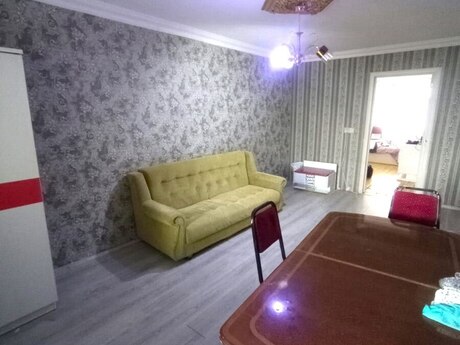 2 otaqlı köhnə tikili - Neftçilər m. - 50 m²