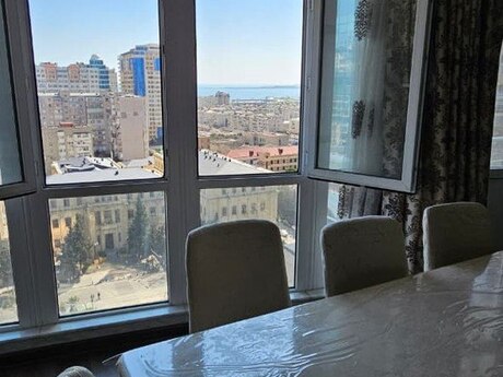 4 otaqlı yeni tikili - Şah İsmayıl Xətai m. - 180 m²
