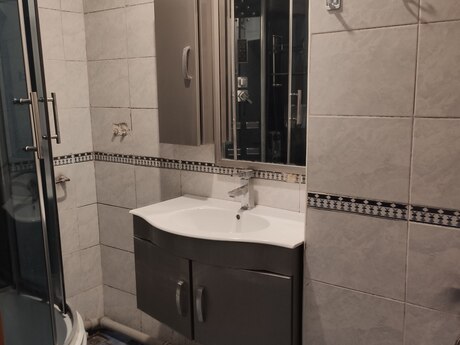 2 otaqlı köhnə tikili - Xətai r. - 55 m²