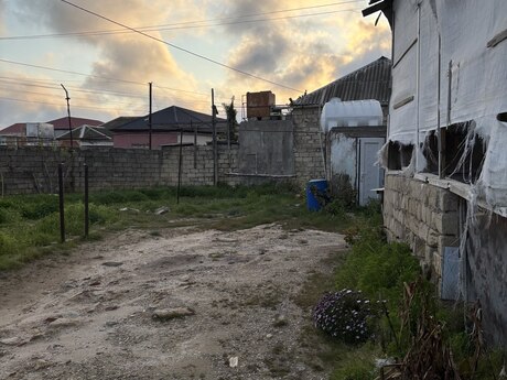 3 otaqlı həyət evi/bağ evi - Sabunçu q. - 90 m²