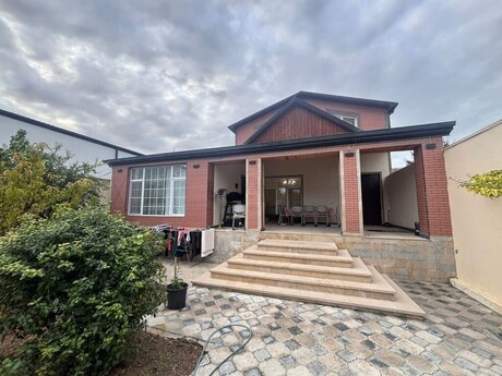 6 otaqlı həyət evi/bağ evi - Şağan q. - 200 m²