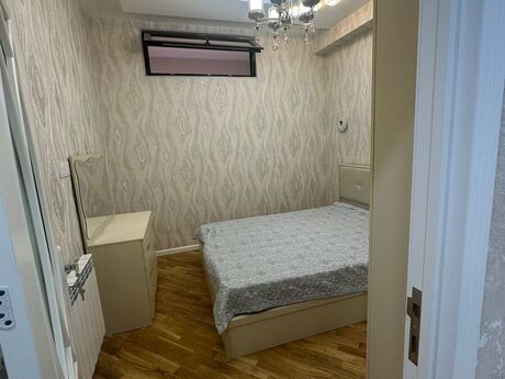 2 otaqlı köhnə tikili - Neftçilər m. - 65 m²