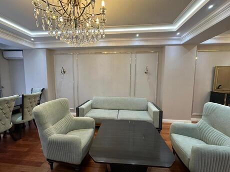 4 otaqlı yeni tikili - Nəriman Nərimanov m. - 164 m²